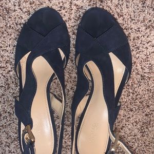 Michael Michael Kors Navy Heels size 7
